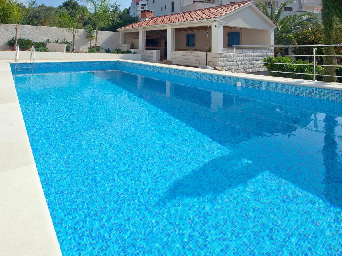 2 Pools-4 By Interhome Apartamento *